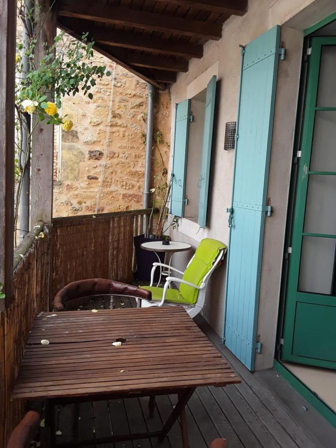 Madelon IV Bed & Breakfast Belves Bagian luar foto
